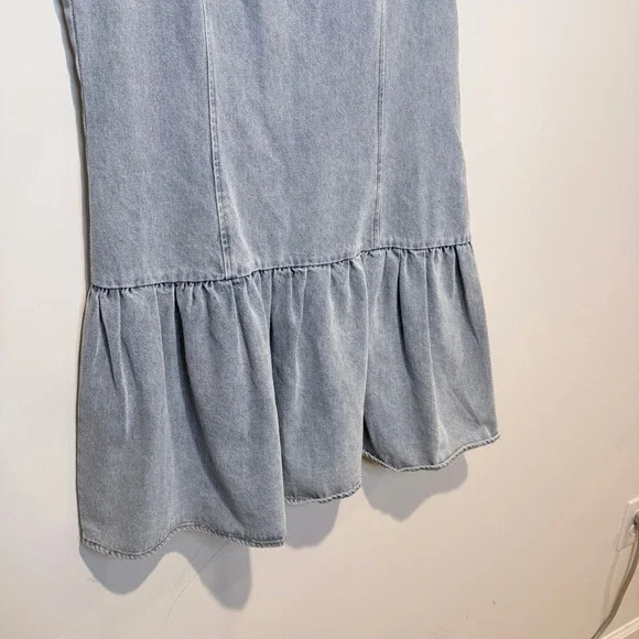 LE LIS Collection Light Denim Sleeveless Ruffle‎ Hem Drop Waist Dress Size L NEW - Picture 3 of 6